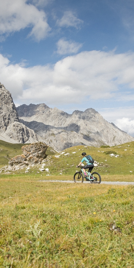 Biken im Val Mora