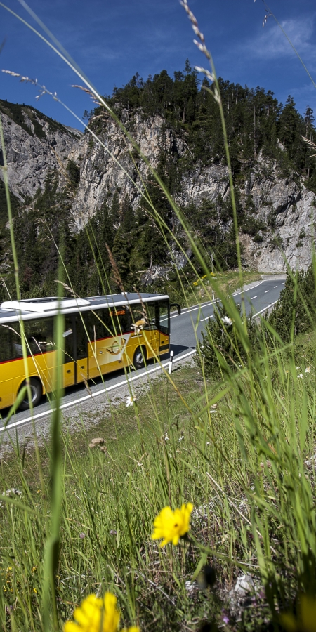 Auto stehen lassen und mit öV unterwegs