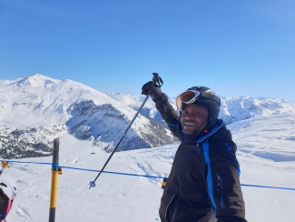 Dennis Ulayayi im Schnee Dennis Ulayayi im Schnee